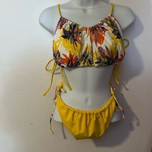 Ashley Graham X Swimsuits for all Bikini